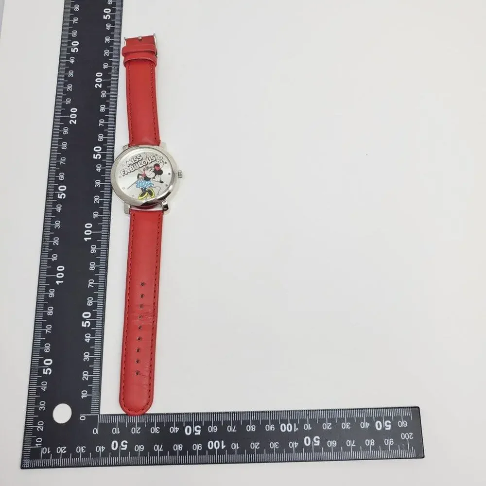 Disney Minnie Mouse Fabulous Red Watch NIP Leather-Like Band